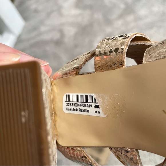 Kaanas Metallic Gold Geneva Snake Pretzel Strappy Block Heel Sandals EUC Size 9 - Picture 10 of 11